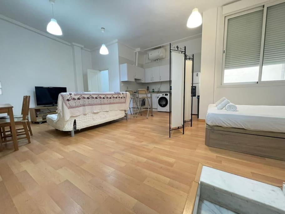 Nice Flat In Atarazanas - Souv Малага Экстерьер фото