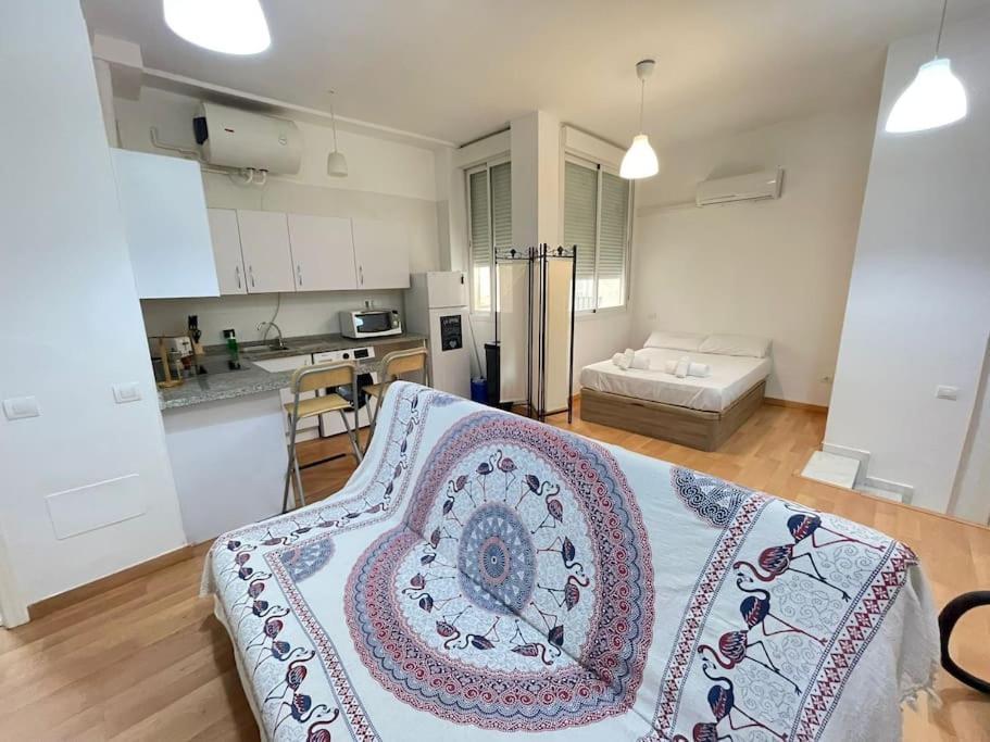 Nice Flat In Atarazanas - Souv Малага Экстерьер фото