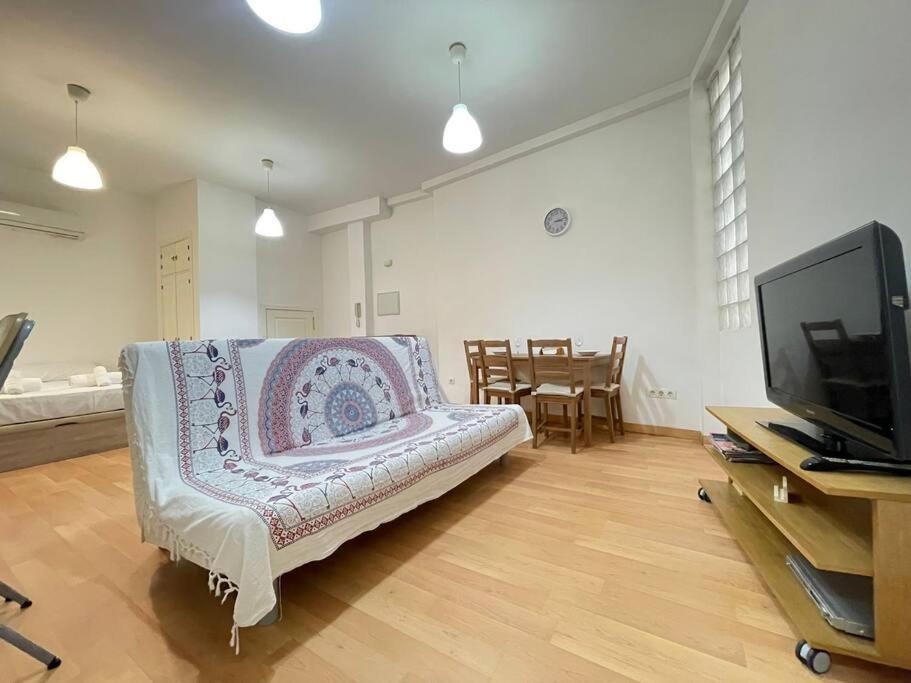 Nice Flat In Atarazanas - Souv Малага Экстерьер фото