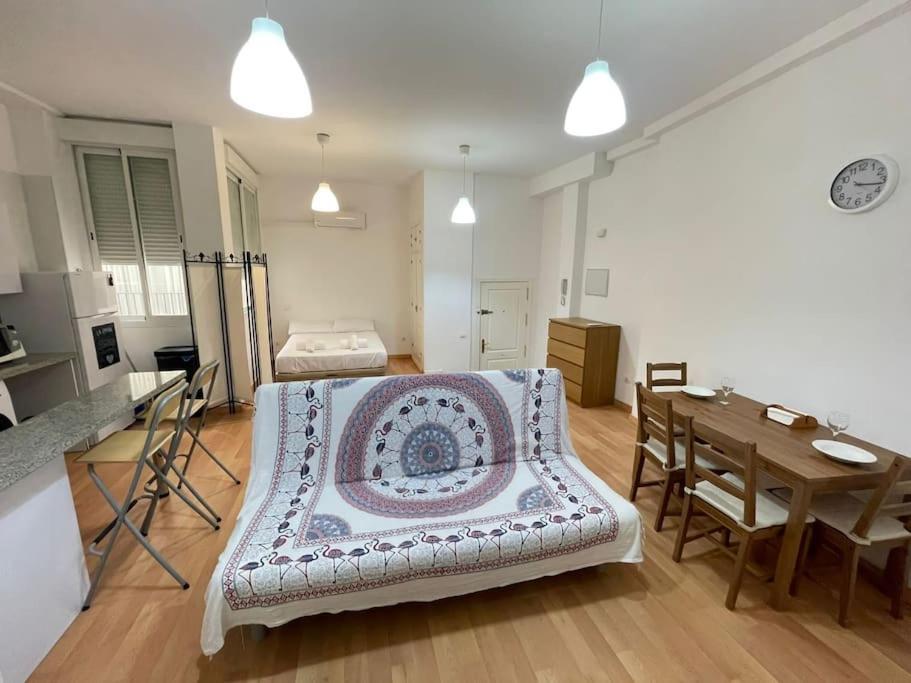 Nice Flat In Atarazanas - Souv Малага Экстерьер фото